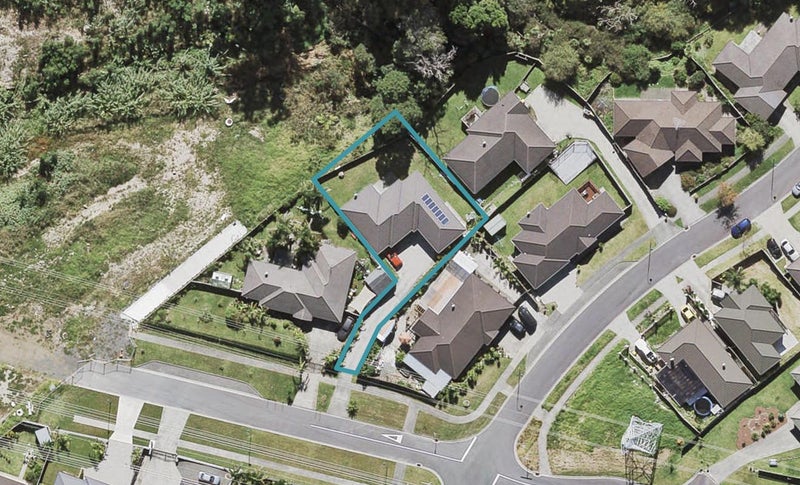3 Caffreys Avenue, Massey, Auckland - Carousel 1