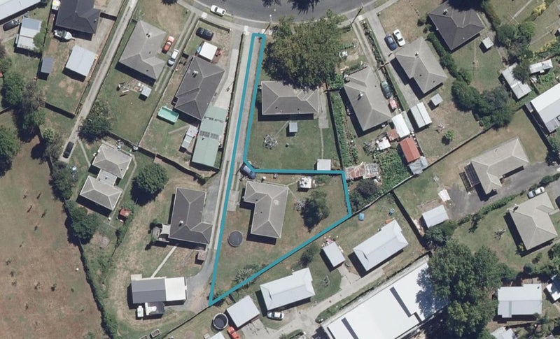 38 Byron Road, Enderley, Hamilton - Carousel 1