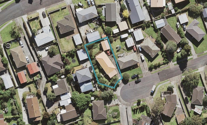 17 Kea Place, Mangere Bridge, Auckland - Carousel 1