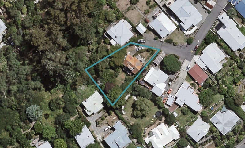 16 Lawrence Road, Hospital Hill, Napier - Carousel 1