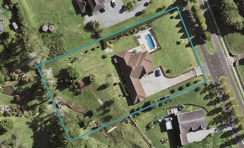 12 Notch Place, Alfriston, Auckland - Carousel 1