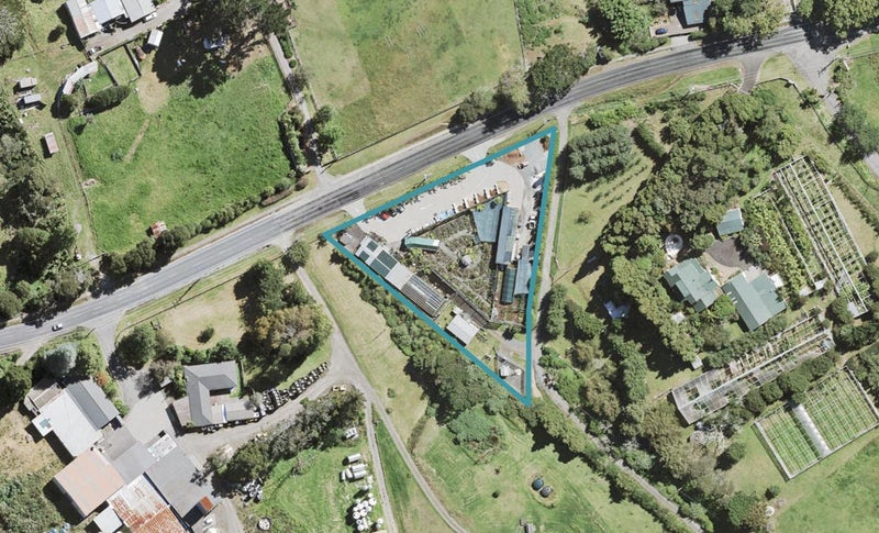 316 Henderson Valley Road, Henderson Valley, Auckland - Carousel 1