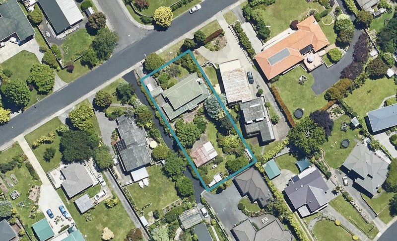 38 Grand Vue Road, Kawaha Point, Rotorua - Carousel 1