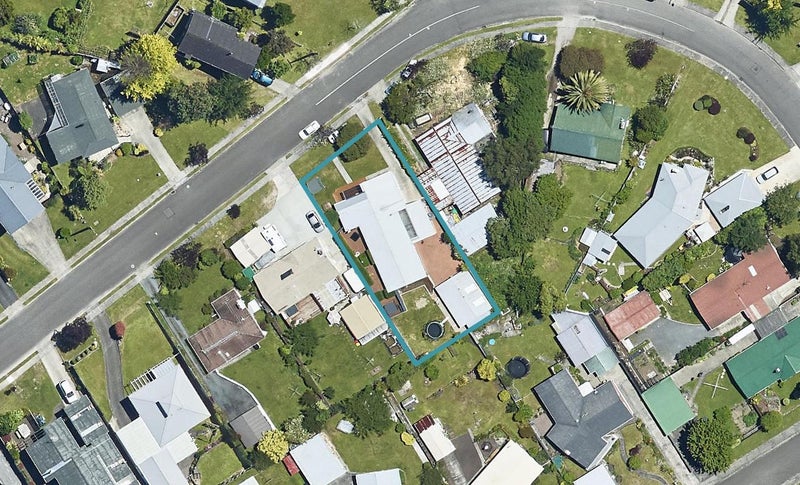 12 Tawavale Street, Pukehangi, Rotorua - Carousel 1