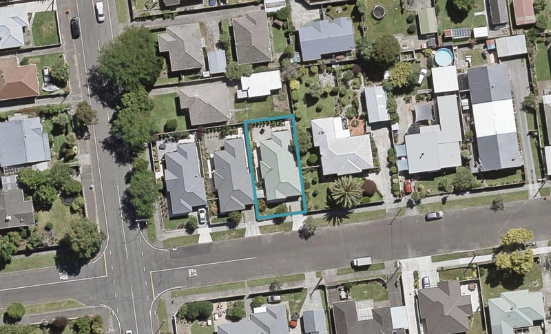 1B Elm Street, Ebdentown, Upper Hutt - Carousel 1