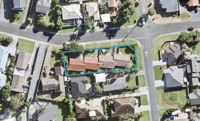 1/34 Walton Street, Red Beach, Whangaparāoa - Carousel 1