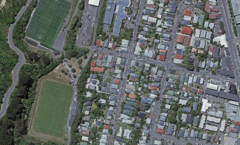 134 Hanson Street, Newtown, Wellington - Carousel 1