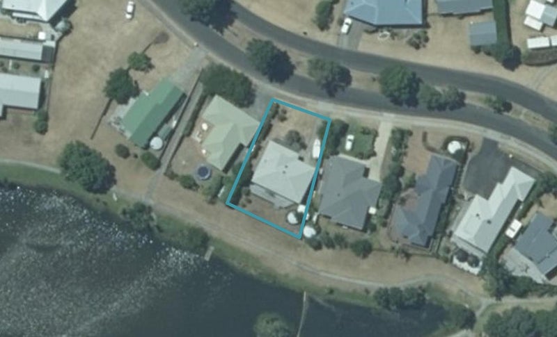 16 Charles Green Drive, Cooks Beach, Whitianga - Carousel 1