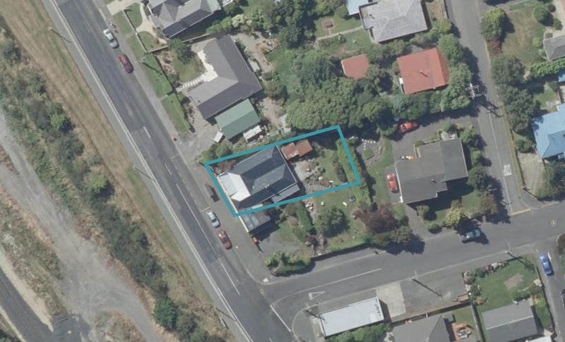 11 North Taieri Road, Abbotsford, Dunedin - Carousel 1