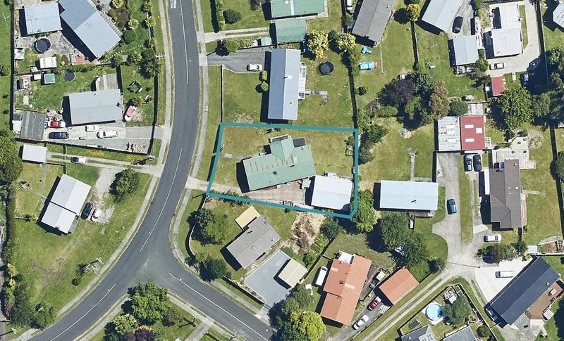 6 Collie Drive, Pukehangi, Rotorua - Carousel 1