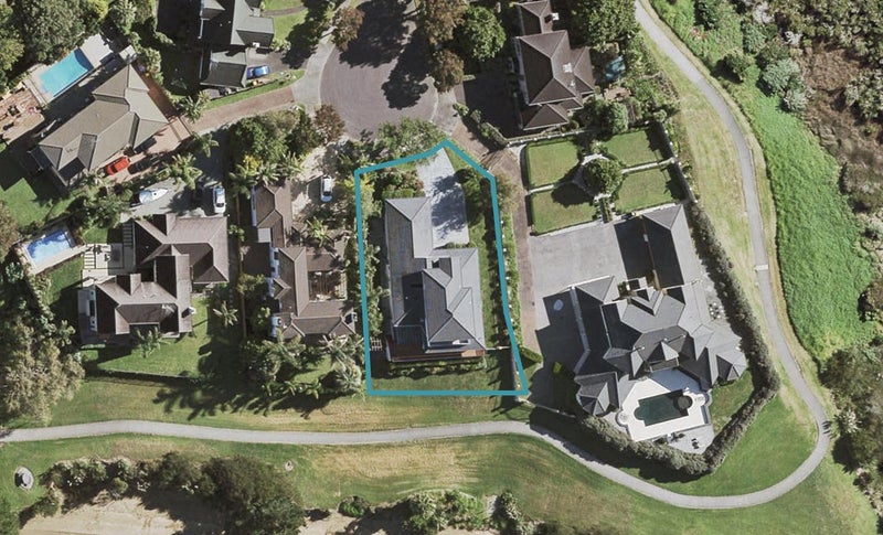 18 Mull Place, Wattle Downs, Auckland - Carousel 1