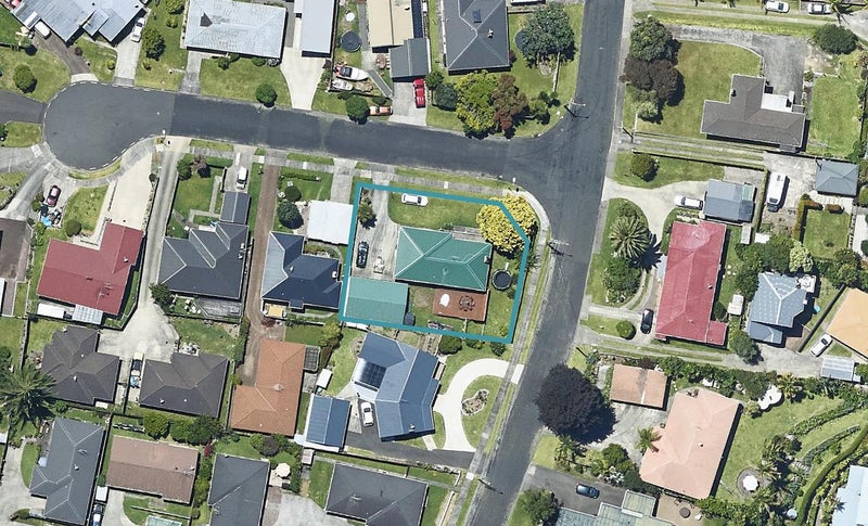 2 Taratoa Street, Parkvale, Tauranga - Carousel 1