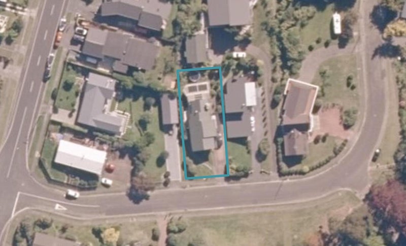 5 Ewing Grove, Acacia Bay, Taupo - Carousel 1