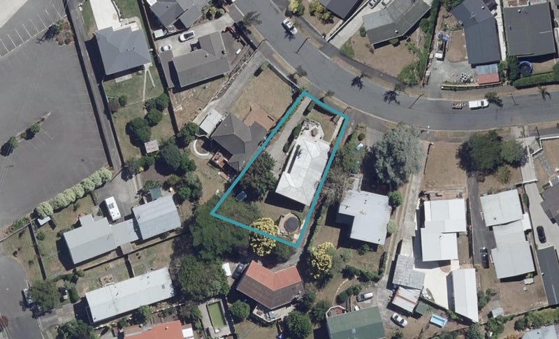 53 Corrin Street, Melville, Hamilton - Carousel 1
