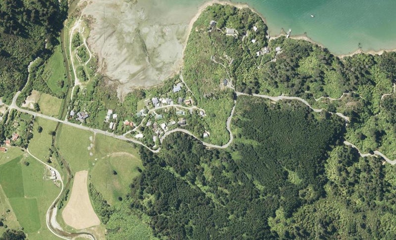 26 Mccormicks Road, Whatamango Bay, Picton - Carousel 1