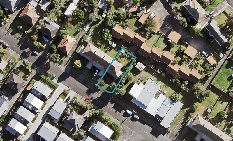45 Daventry Street, Waterview, Auckland - Carousel 1