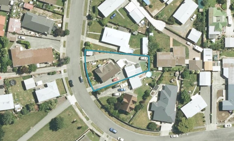 11 Snowden Crescent, Islington, Blenheim - Carousel 1
