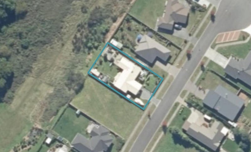 37 Pukeko Way, Taupo - Carousel 1