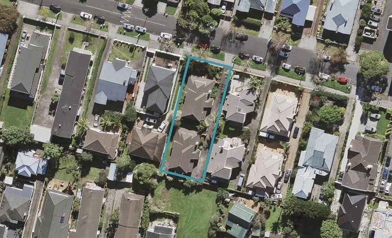 2/10 Queen Mary Avenue, Epsom, Auckland - Carousel 1