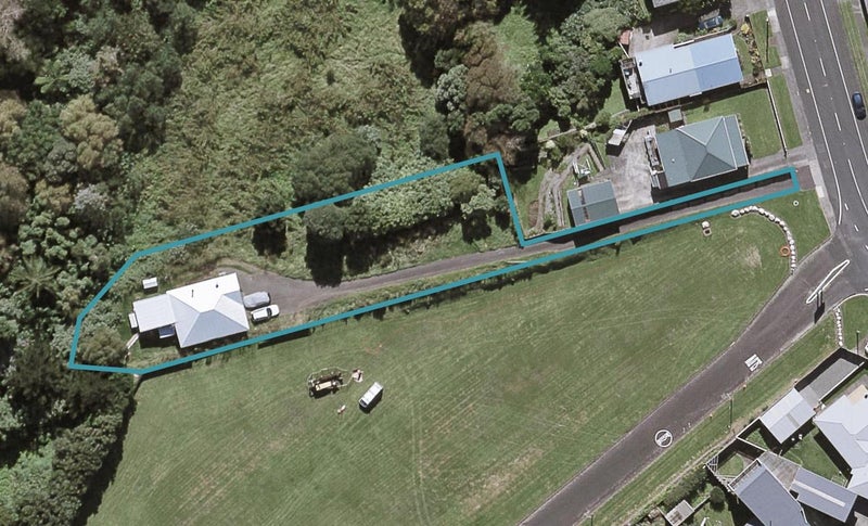 148A Ngamotu Road, Spotswood, New Plymouth - Carousel 1