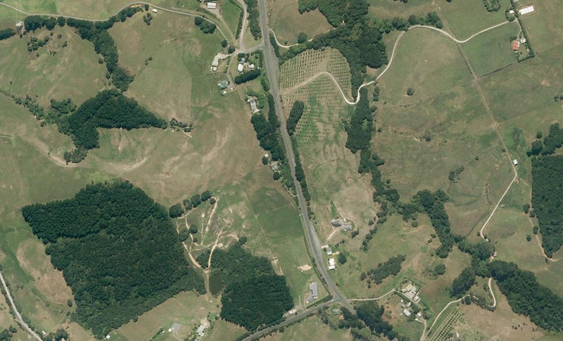 1727 Kaipara Coast Highway, Warkworth - Carousel 1