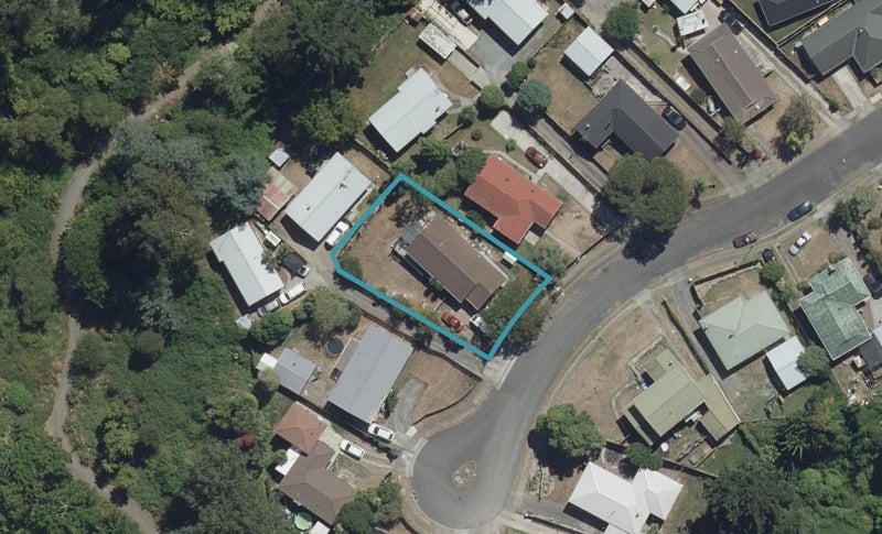 18 Manor Place, Bader, Hamilton - Carousel 1