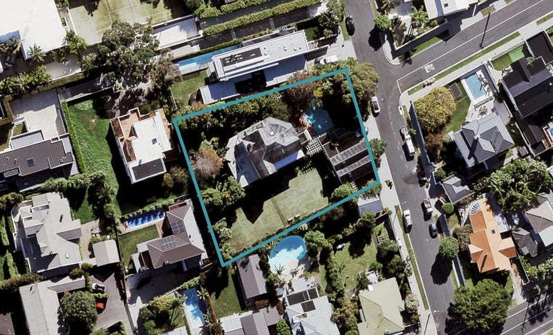 6 Cremorne Street, Herne Bay, Auckland - Carousel 1