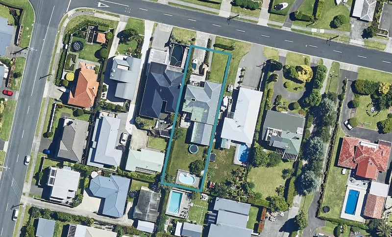 7 Pillans Road, Otumoetai, Tauranga - Carousel 1