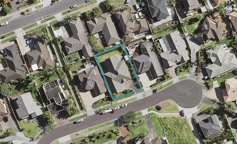 30 Lamia Place, The Gardens, Auckland - Carousel 1