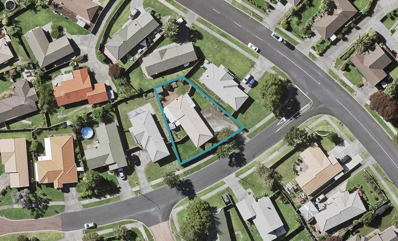 38 Elderberry Road, Burswood, Auckland - Carousel 1