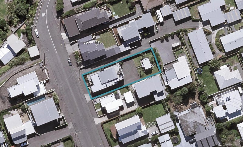 7 Beach Street, Fitzroy, New Plymouth - Carousel 1