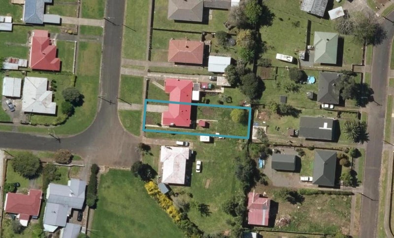 11 Taraire Crescent, Otangarei, Whangarei - Carousel 1