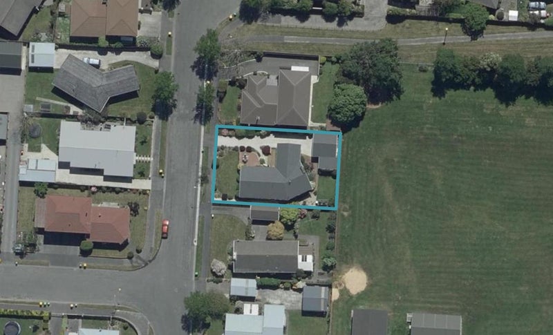 18 Freebairn Street, Redwood, Christchurch - Carousel 1