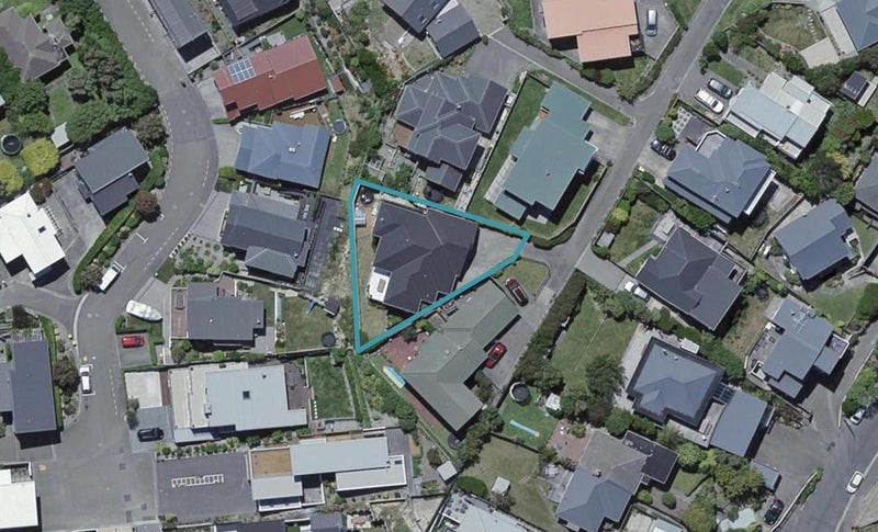 135 Homebush Road, Khandallah, Wellington - Carousel 1