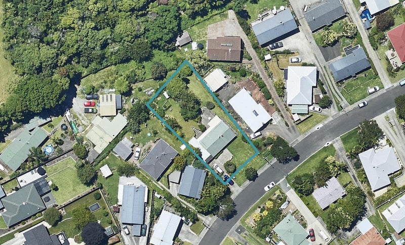13 Wellesley Grove, Gate Pa, Tauranga - Carousel 1