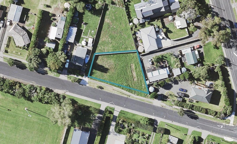 50 Beachlands Road, Beachlands, Auckland - Carousel 1