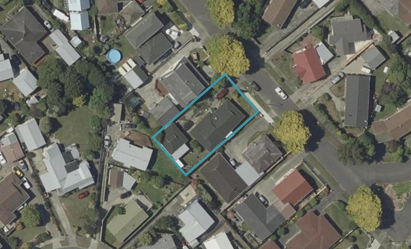 10 Cecil Place, Cloverlea, Palmerston North - Carousel 1