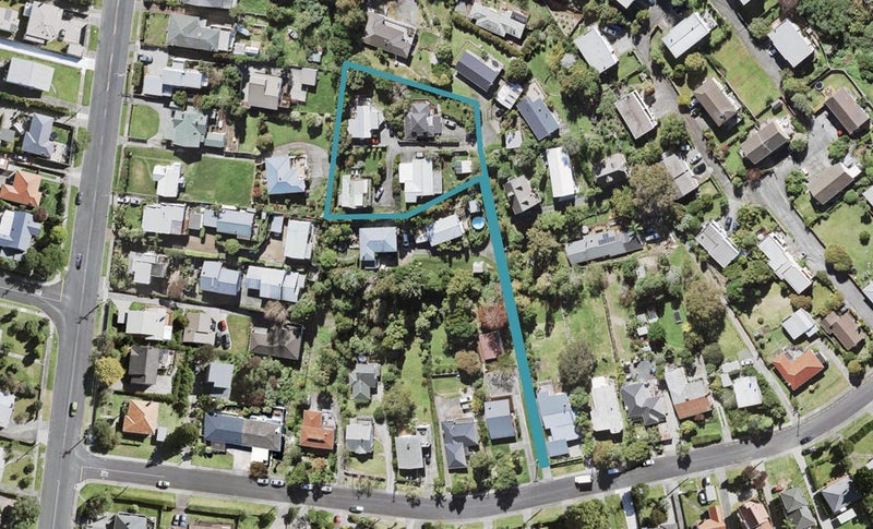 2/10B Eastglen Road, Glen Eden, Auckland - Carousel 1