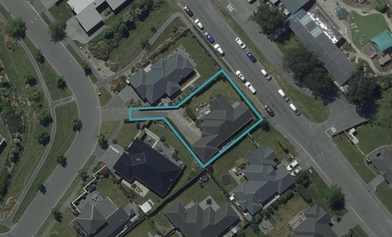 85 Mokihi Gardens, Hillmorton, Christchurch - Carousel 1