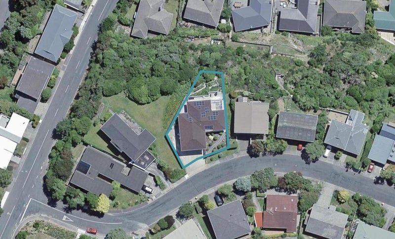 7 Lynmouth Avenue, Karori, Wellington - Carousel 1