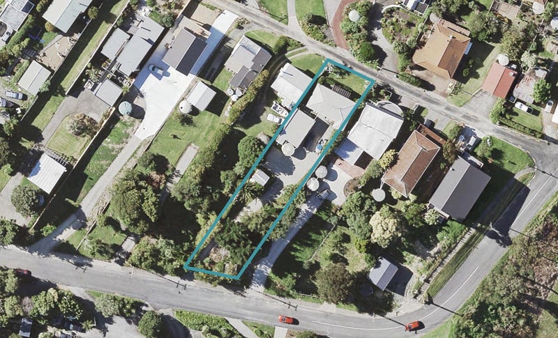 51 Carlton Crescent, Maraetai, Auckland - Carousel 1