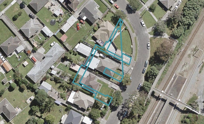 3/10 Rainey Grove, Taita, Lower Hutt - Carousel 1
