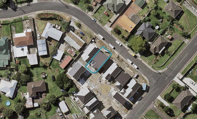 21 Kealy Road, Mount Wellington, Auckland - Carousel 1