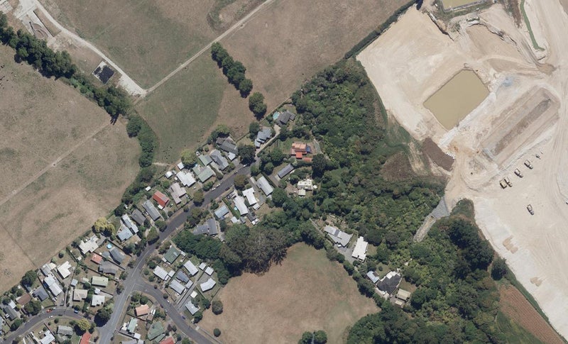 72A Nevada Road, Silverdale, Hamilton - Carousel 1