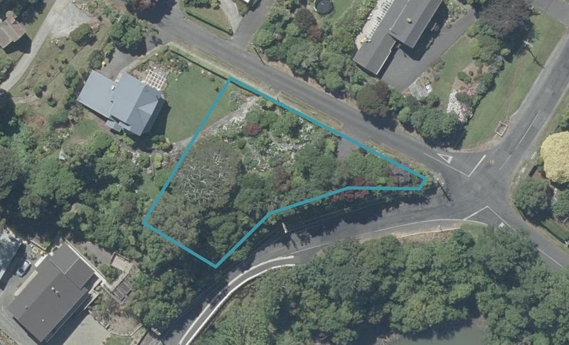 3 Ruru Avenue, Saint Leonards, Dunedin - Carousel 1