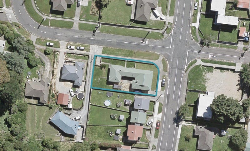 230 George Street, Stokes Valley, Lower Hutt - Carousel 1
