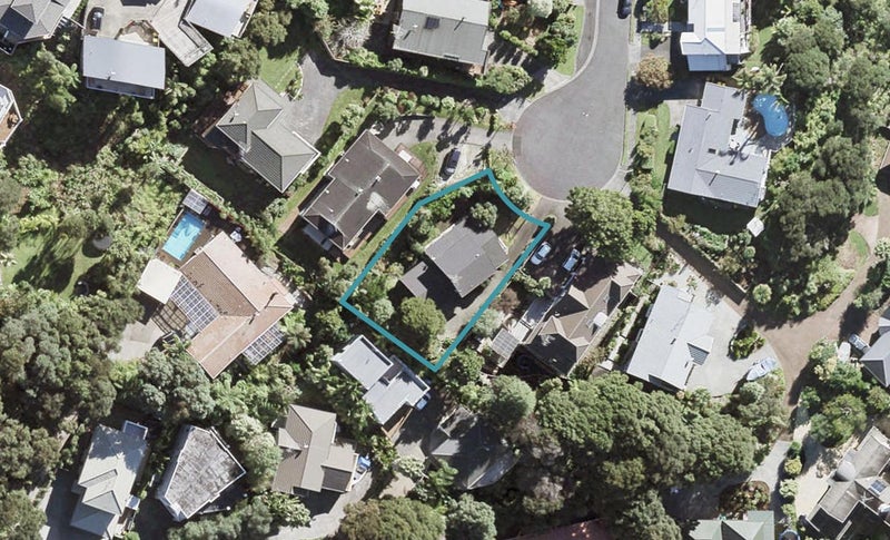 15 Highwood Grove, Torbay, Auckland - Carousel 1