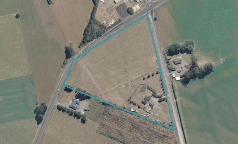 717 Orari Back Road, Orari Bridge - Carousel 1