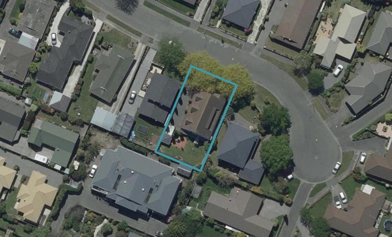 15 Broadfell Avenue, Avonhead, Christchurch - Carousel 1