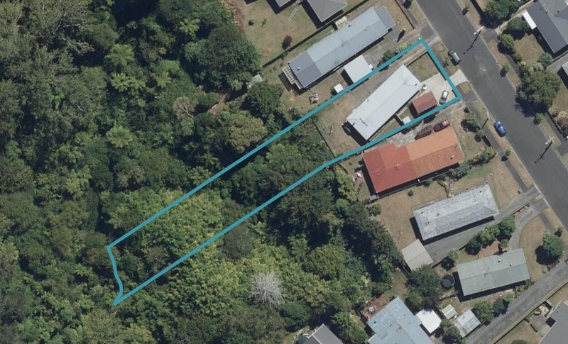 55B Fitzroy Avenue, Fitzroy, Hamilton - Carousel 1